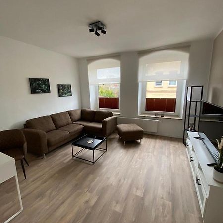 Feddersen Living Moderne Ferienwohnungen - Gemuetlich - Netflix - Voll Ausgestattet - Waschmaschine - Zentral Gelegen برونسبوتل المظهر الخارجي الصورة